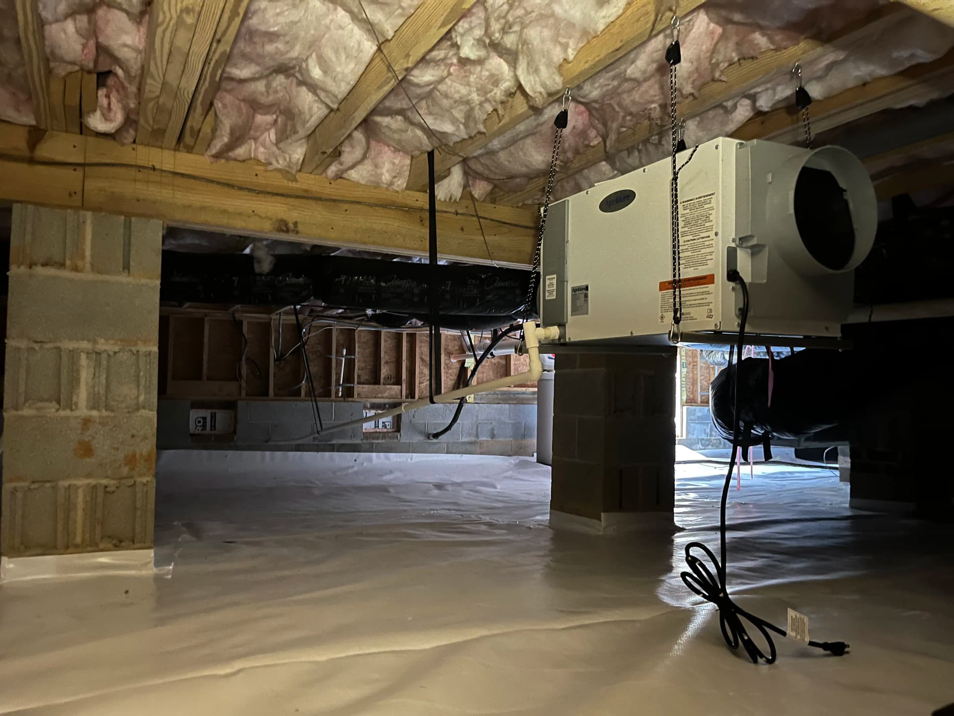 Gallery photos for Vapor Barrier and Dehumidifier Install for a Dry Crawl Space: Image #3