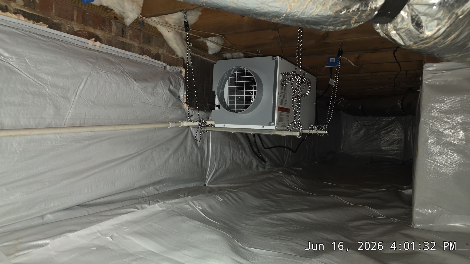 Gallery photos for Crawl Space Encapsulation with Fungus Removal in Raleigh: Image #1