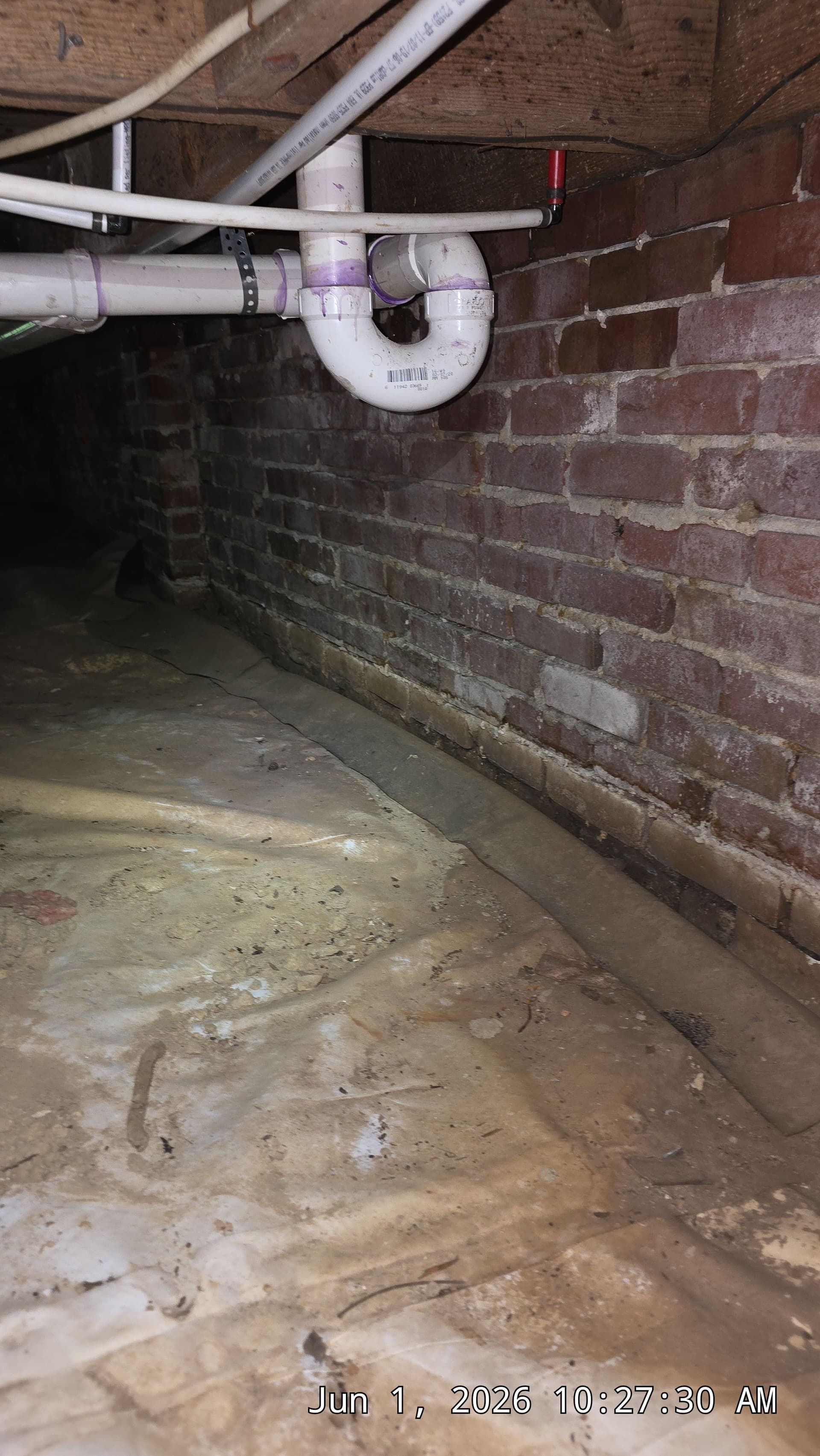 Gallery photos for Your Crawl Space Can Look Fine Right Now and Still Have a Serious Problem: Image #1