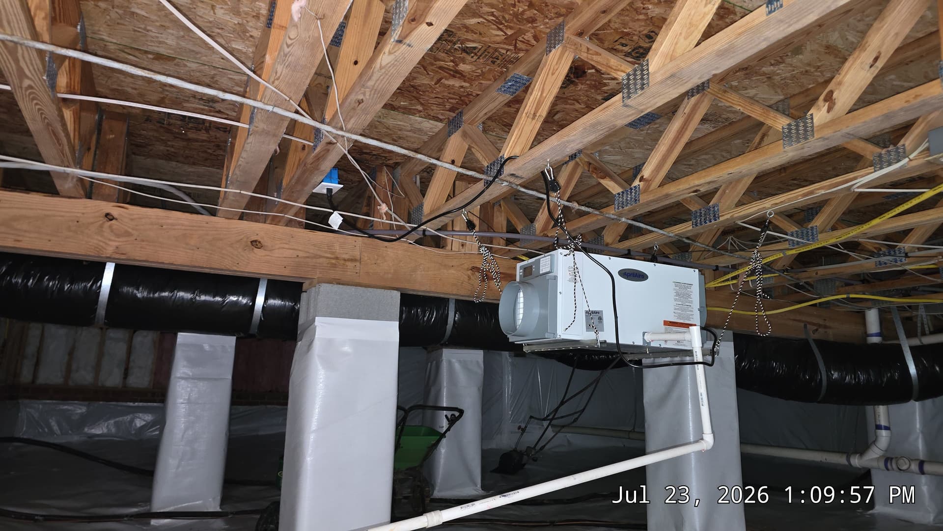 Gallery photos for Crawl Space Encapsulation and Dehumidifier Install in Hillsborough: Image #2